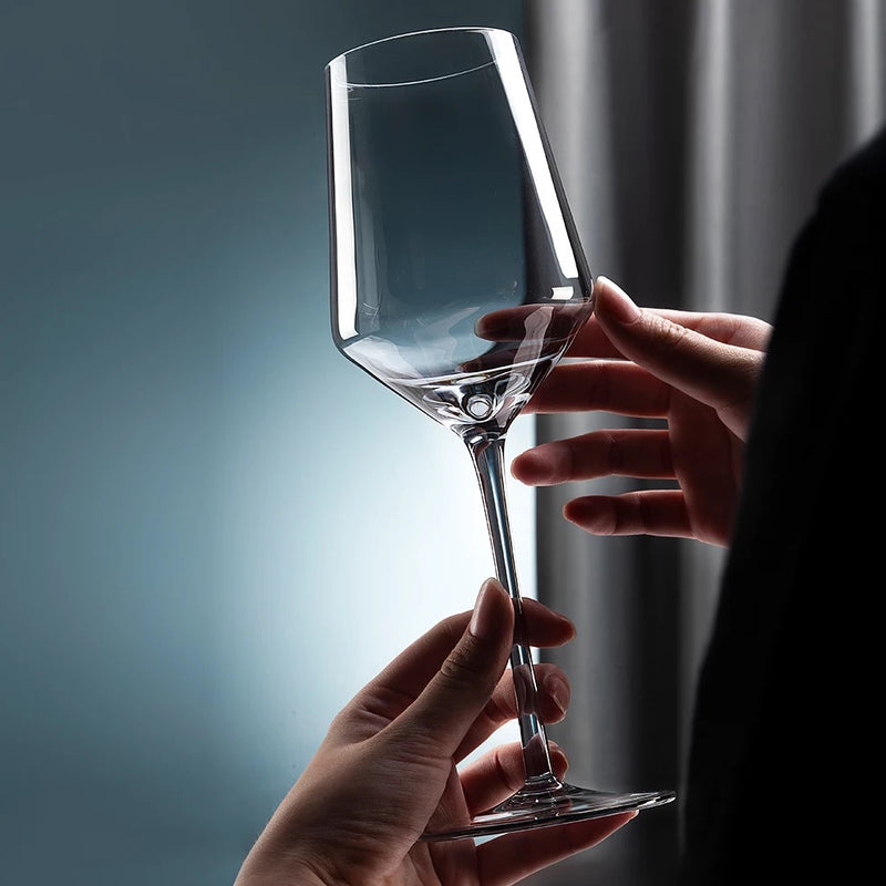 Classical Charcoal Wine Glass